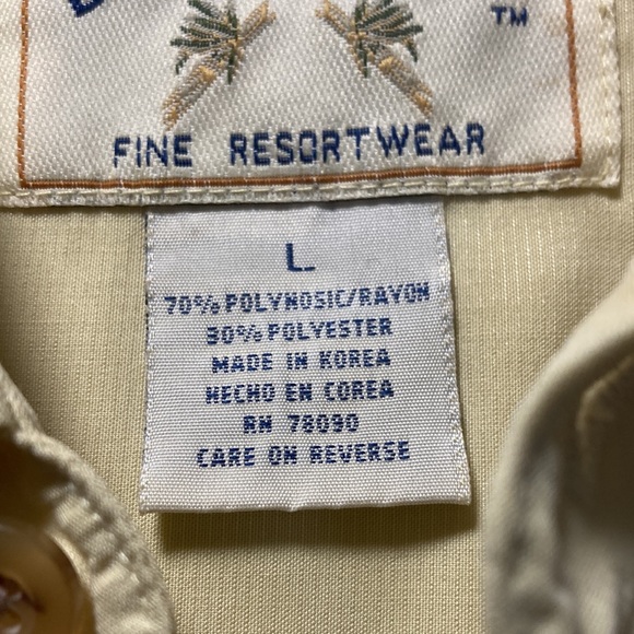 Bamboo Cay light yellow short sleeve button up shirt - Picture 6 of 6